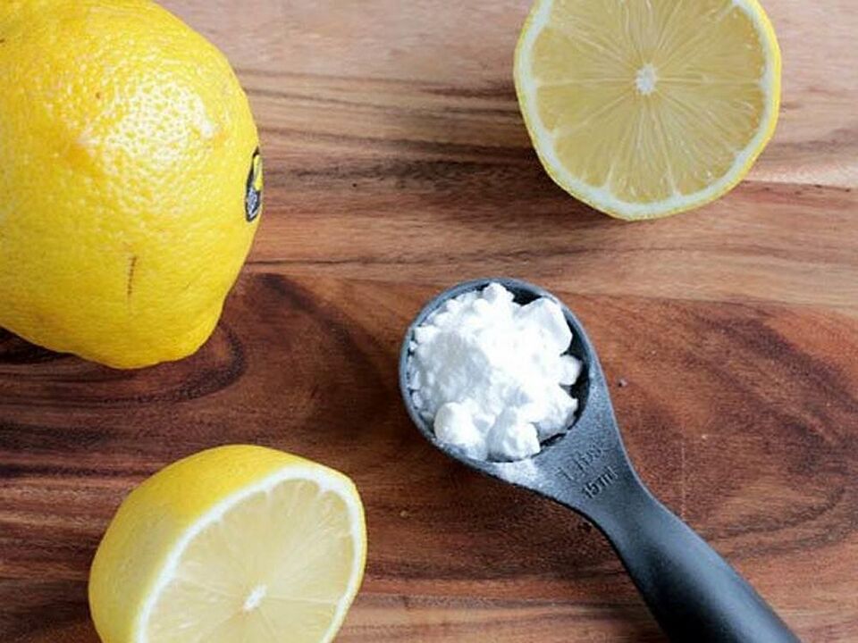 lemon and soda against toenail fungus