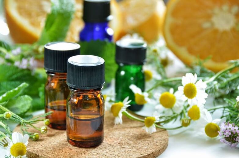 Essential oils for treatment for nail fungus